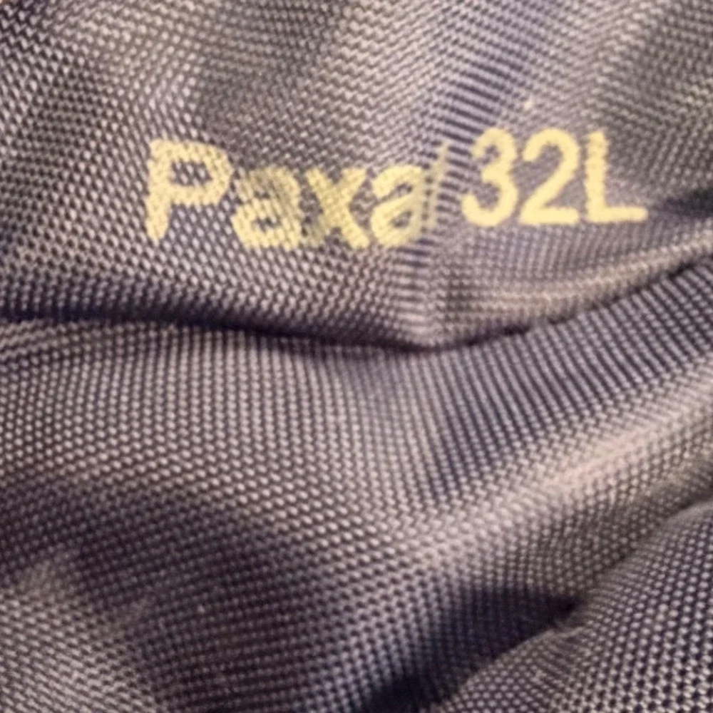 Patagonia Paxat 32L Backpack Navy Blue Hiking Travel Daypack 48045u